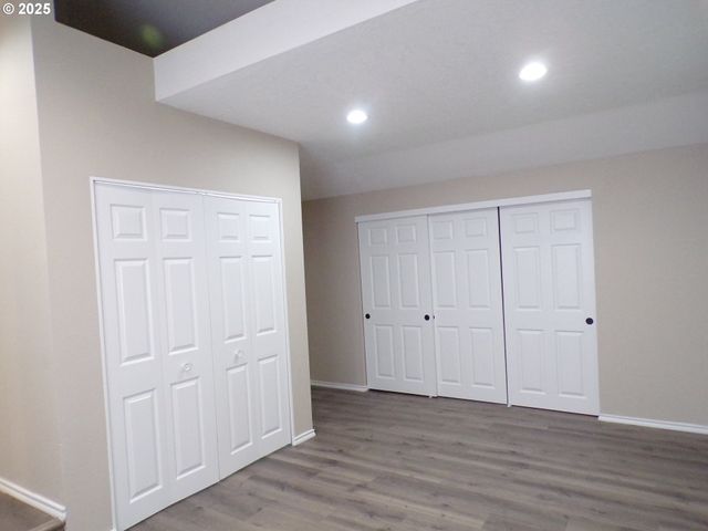 870 W LINCOLN St, Woodburn, OR 97071
