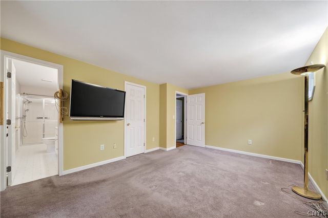 7554 Sugarwood Lane, Clay, NY 13212