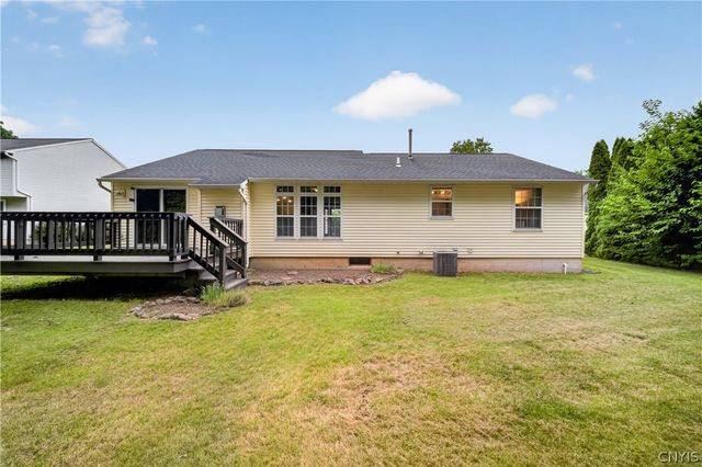 7554 Sugarwood Lane, Clay, NY 13212