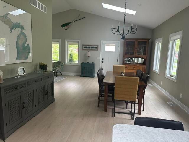 820 W Indiana Street, New Buffalo City, MI 49117