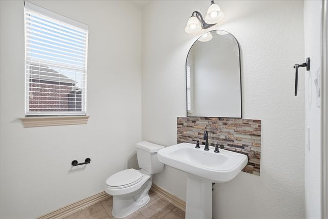 291 Talbot Lane, Sunnyvale, TX 75182