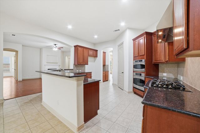 291 Talbot Lane, Sunnyvale, TX 75182