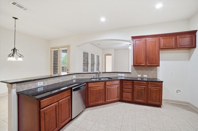 291 Talbot Lane, Sunnyvale, TX 75182