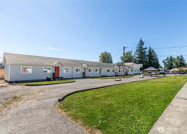 2054 Roosevelt Avenue, Enumclaw, WA 98022