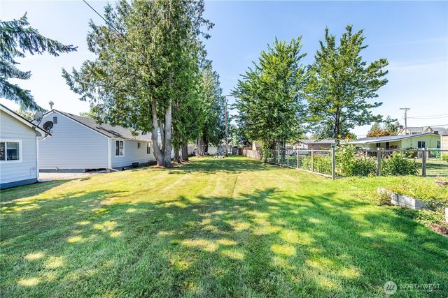 2054 Roosevelt Avenue, Enumclaw, WA 98022