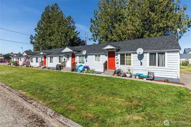 2054 Roosevelt Avenue, Enumclaw, WA 98022