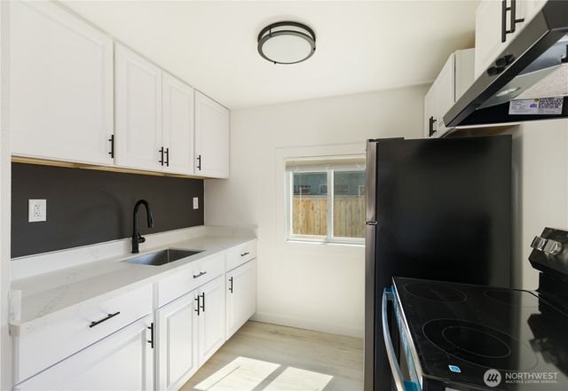 2054 Roosevelt Avenue, Enumclaw, WA 98022