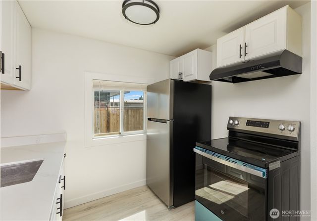 2054 Roosevelt Avenue, Enumclaw, WA 98022