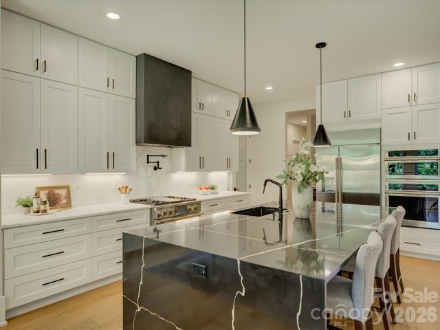 1016 Sherringham Way, Waxhaw, NC 28173