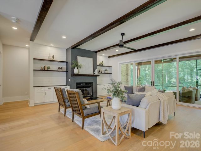 1016 Sherringham Way, Waxhaw, NC 28173
