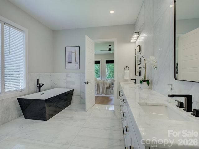 1016 Sherringham Way, Waxhaw, NC 28173