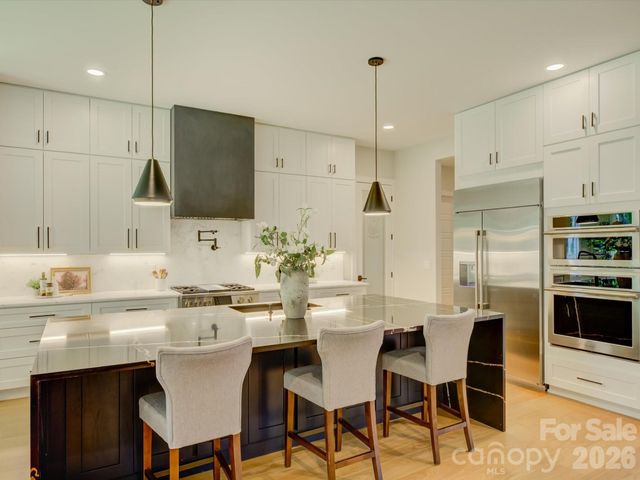 1016 Sherringham Way, Waxhaw, NC 28173