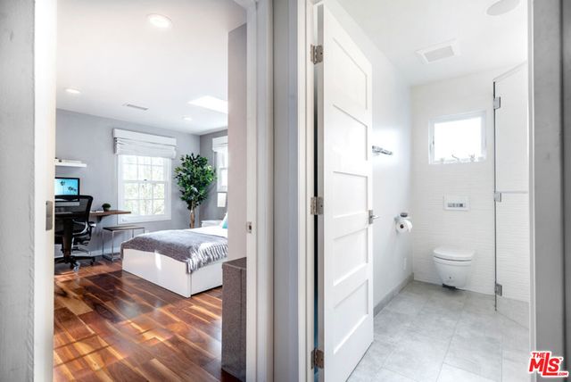 3769 Greenwood Avenue, Los Angeles, CA 90066