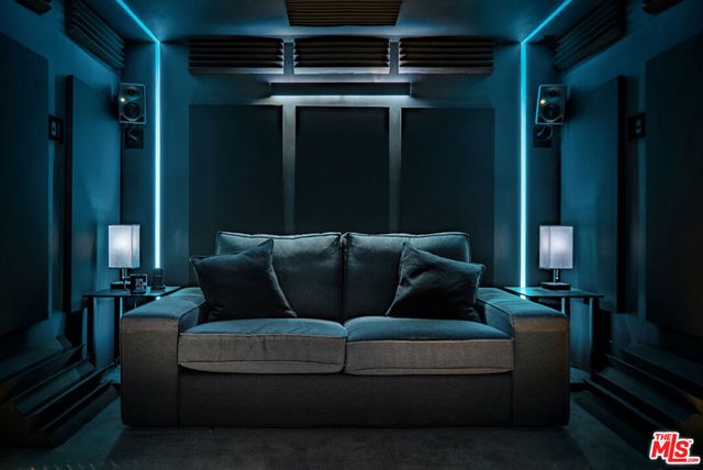 3769 Greenwood Avenue, Los Angeles, CA 90066