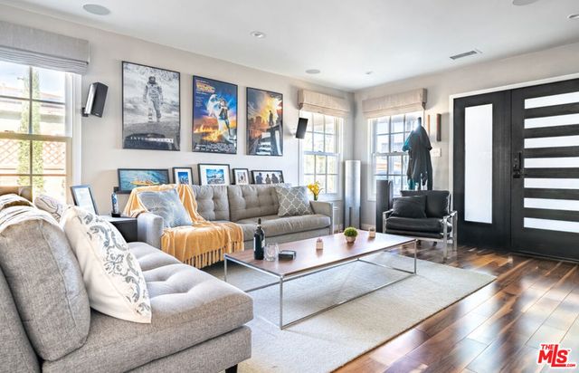 3769 Greenwood Avenue, Los Angeles, CA 90066