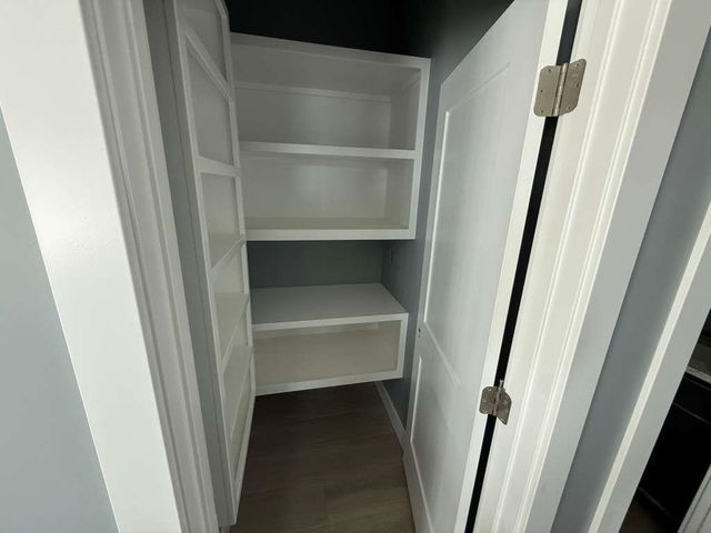 5180 N Toben Dr, Bel Aire, KS 67226