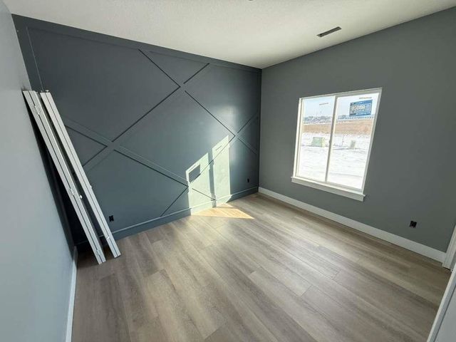 5180 N Toben Dr, Bel Aire, KS 67226