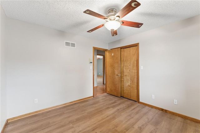 617 W Maple Street, Raymore, MO 64083