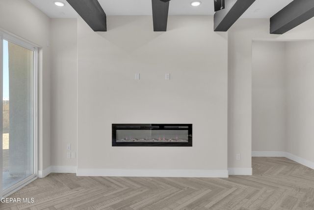 1420 HARLAN POINT Place, El Paso, TX 79928