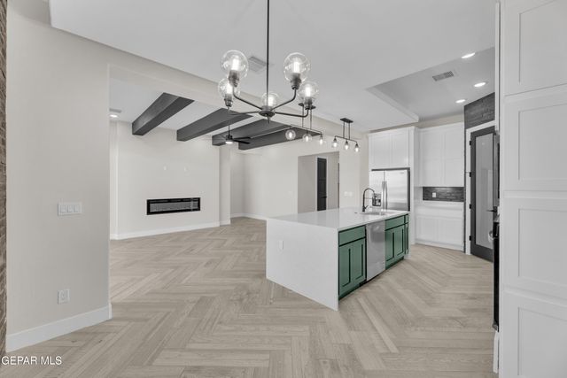 1420 HARLAN POINT Place, El Paso, TX 79928