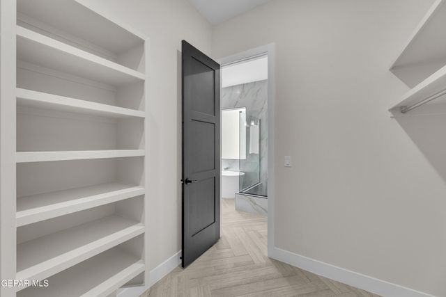 1420 HARLAN POINT Place, El Paso, TX 79928