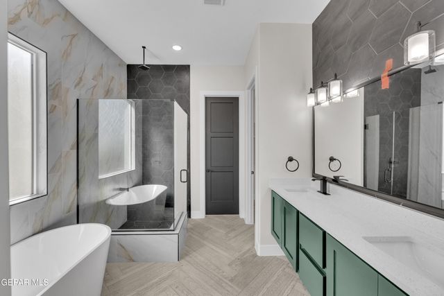 1420 HARLAN POINT Place, El Paso, TX 79928