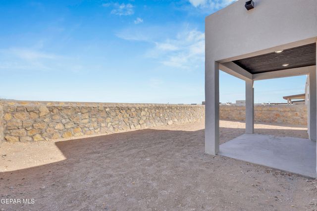 1420 HARLAN POINT Place, El Paso, TX 79928