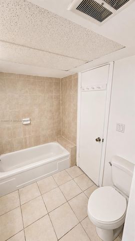 3101 Oakland Shores Drive H203, Oakland Park, FL 33309