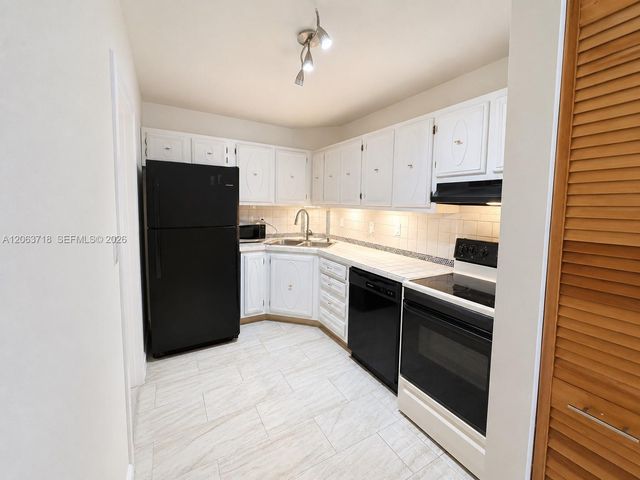 3101 Oakland Shores Drive H203, Oakland Park, FL 33309