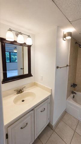 3101 Oakland Shores Drive H203, Oakland Park, FL 33309