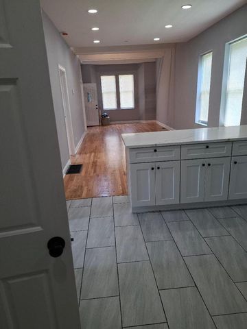 839 W 54TH Street, Chicago, IL 60609