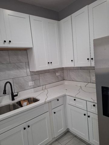 839 W 54TH Street, Chicago, IL 60609