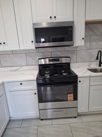 839 W 54TH Street, Chicago, IL 60609