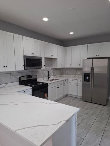 839 W 54TH Street, Chicago, IL 60609