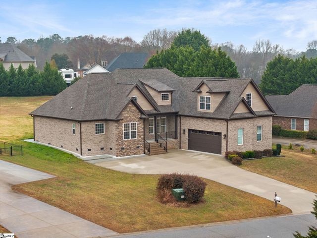 815 Shadow Creek Drive, Inman, SC 29349