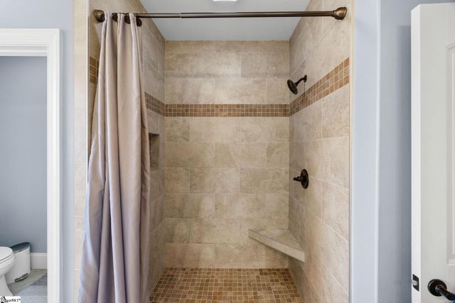 815 Shadow Creek Drive, Inman, SC 29349