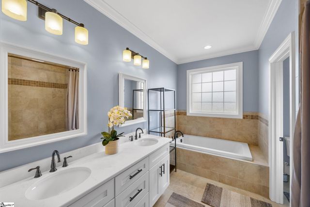 815 Shadow Creek Drive, Inman, SC 29349