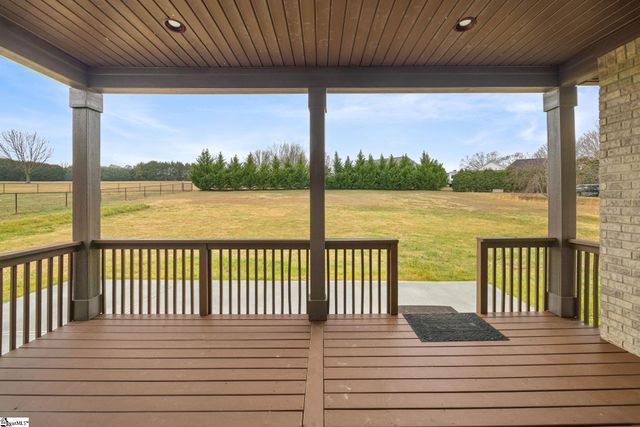 815 Shadow Creek Drive, Inman, SC 29349