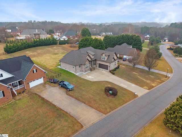 815 Shadow Creek Drive, Inman, SC 29349