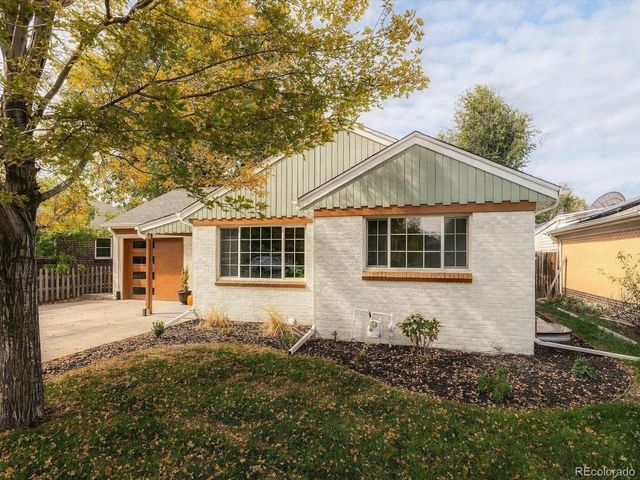 2941 Ivanhoe St, Denver, CO 80207