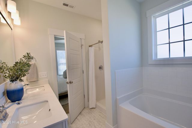 1263 Old Fayetteville Road NE, Leland, NC 28451