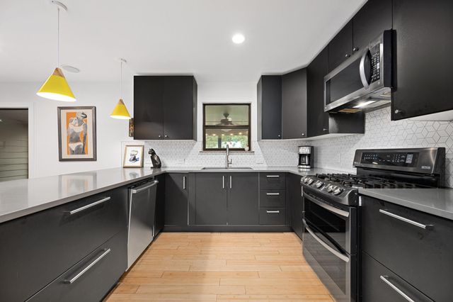 2111 Wright ST, Austin, TX 78704