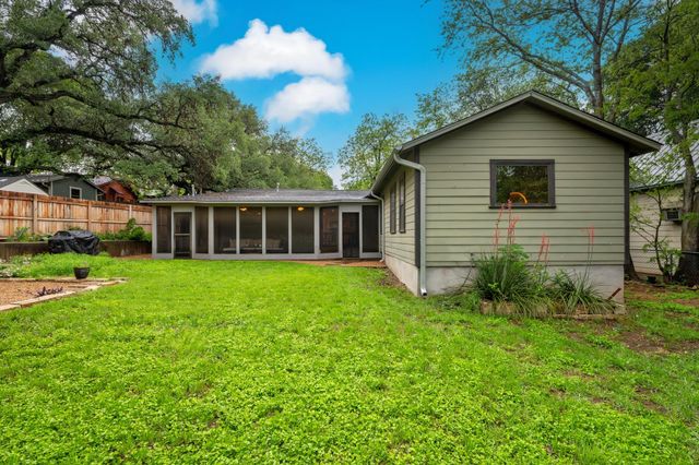 2111 Wright ST, Austin, TX 78704