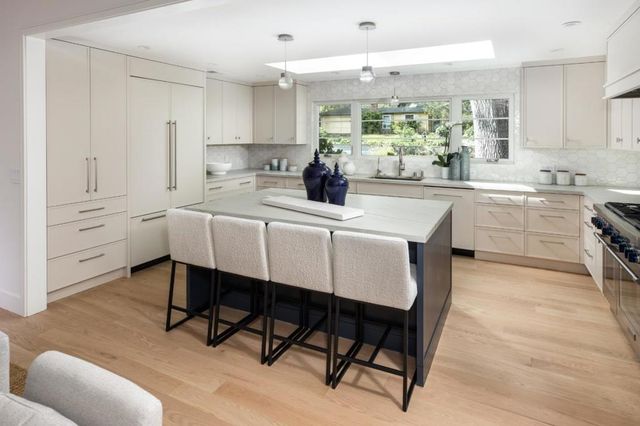 526 Pinecrest Drive, Los Altos, CA 94024