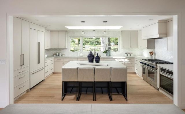 526 Pinecrest Drive, Los Altos, CA 94024