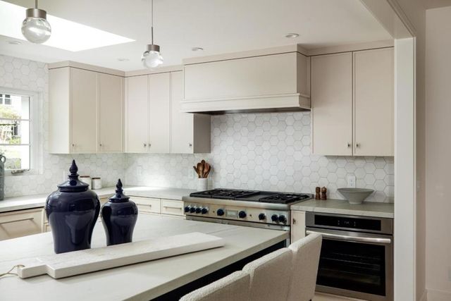 526 Pinecrest Drive, Los Altos, CA 94024