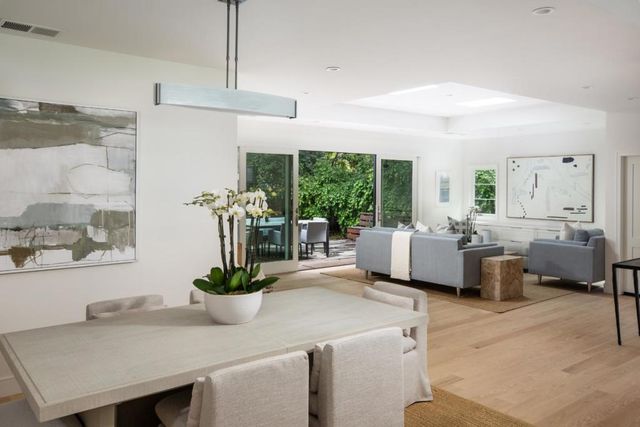 526 Pinecrest Drive, Los Altos, CA 94024