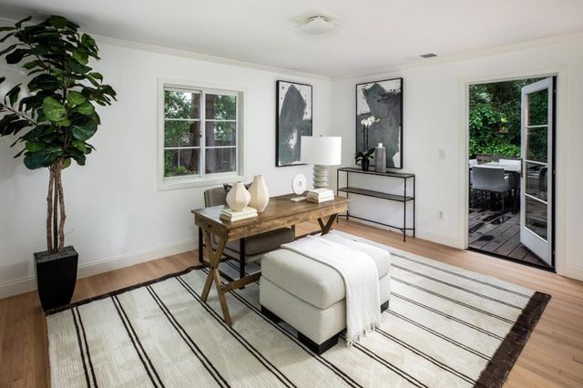 526 Pinecrest Drive, Los Altos, CA 94024