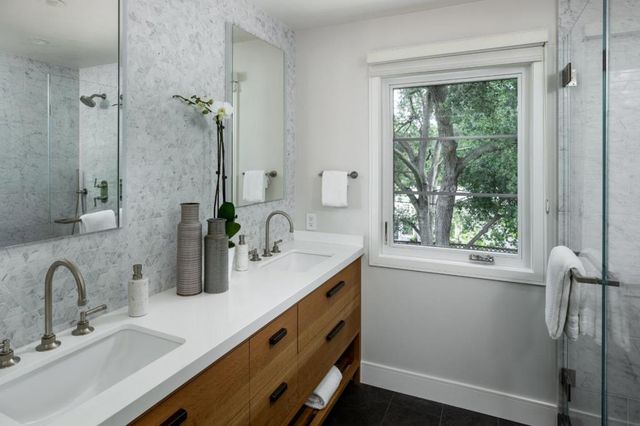 526 Pinecrest Drive, Los Altos, CA 94024