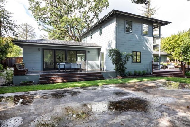 526 Pinecrest Drive, Los Altos, CA 94024